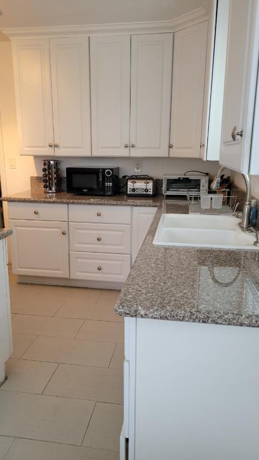 Ocean Breeze Apartment Χάντινγκτον Μπιτς Εξωτερικό φωτογραφία